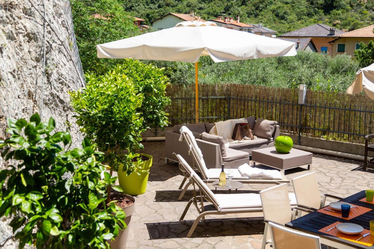 Villa Fiore Torbole Sul Garda Esterno foto