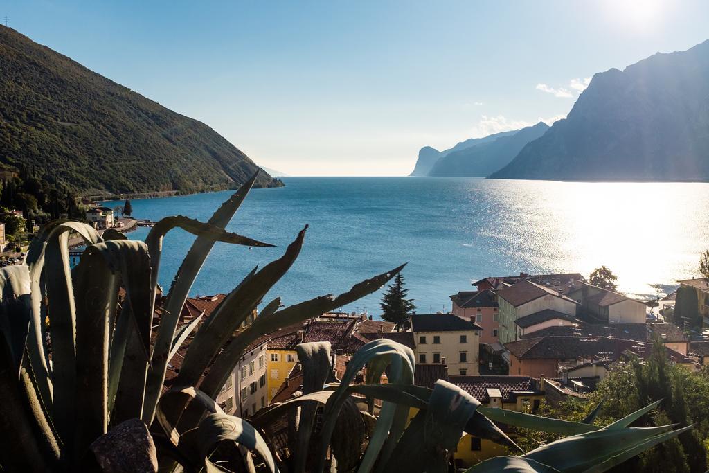 Villa Fiore Torbole Sul Garda Esterno foto