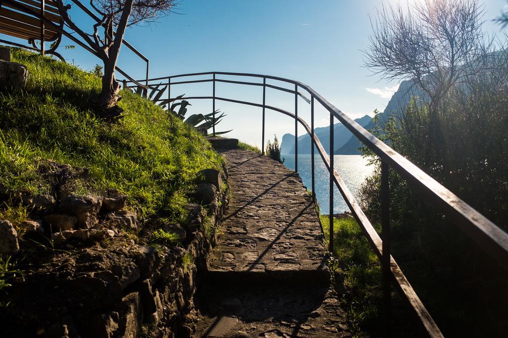 Villa Fiore Torbole Sul Garda Esterno foto